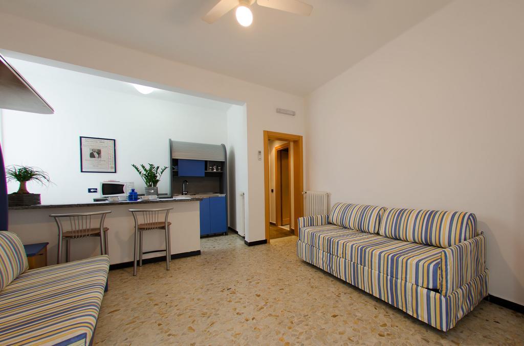 Aparthotel Residenza Adelaide Finale Ligure Exterior foto