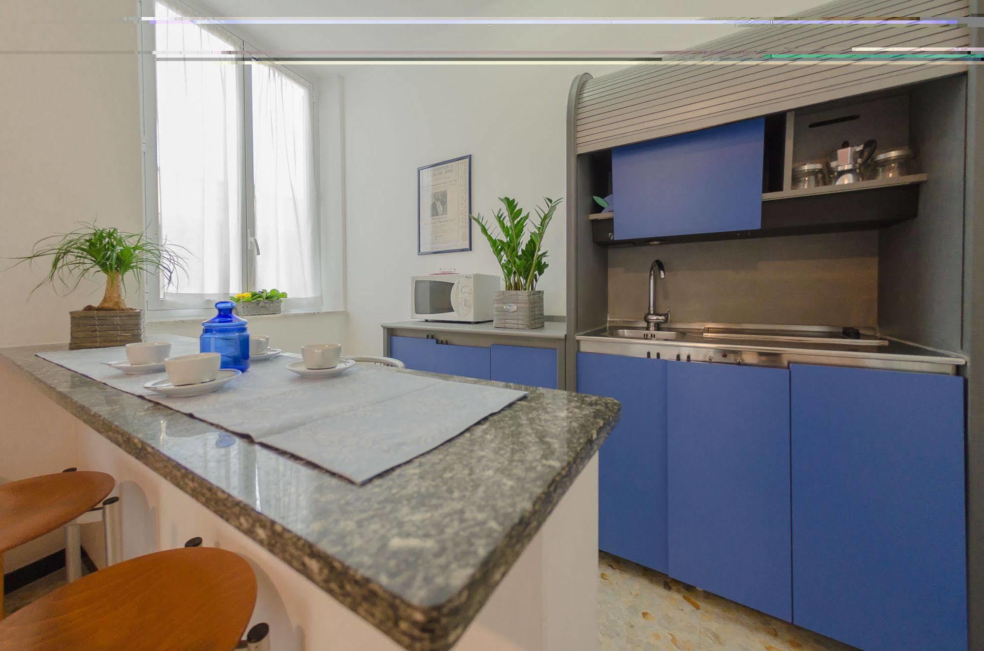 Aparthotel Residenza Adelaide Finale Ligure Exterior foto
