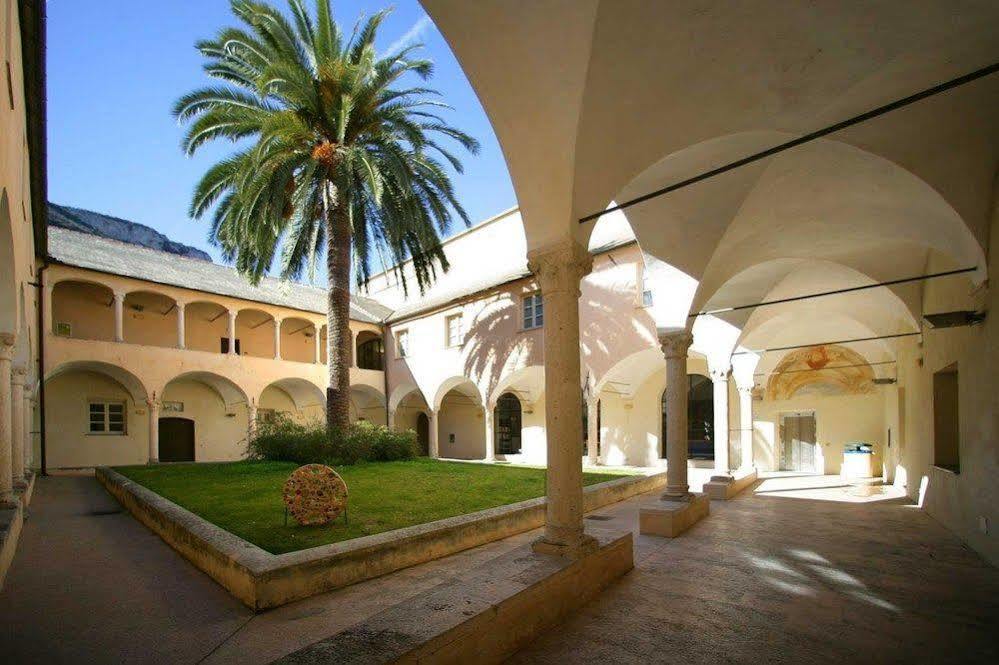 Aparthotel Residenza Adelaide Finale Ligure Exterior foto
